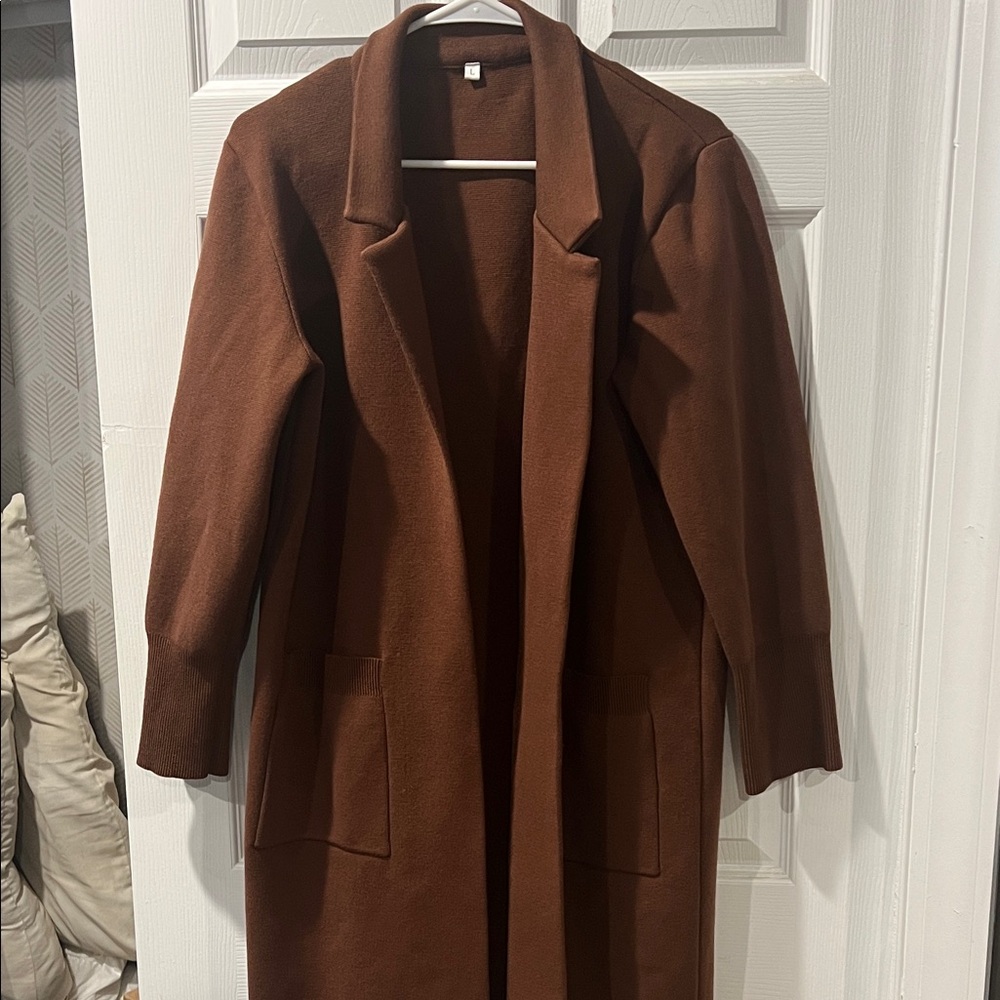 NWOT Brown Women's Thick Sweater